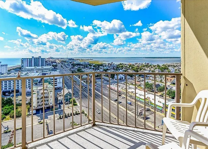 Hébergement de vacances 9400 Building - 1 Bedroom With Side Ocean View And Outdoor Pool! Ocean City