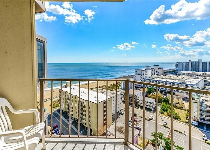 Ferienhaus 1 Bedroom With Side Ocean View And Outdoor Pool!