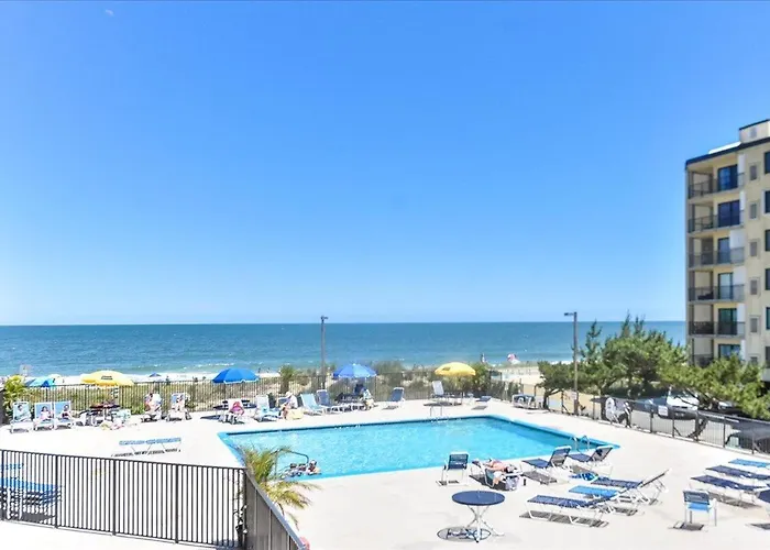 Ferienhaus 1 Bedroom With Side Ocean View And Outdoor Pool! Ocean Stadt